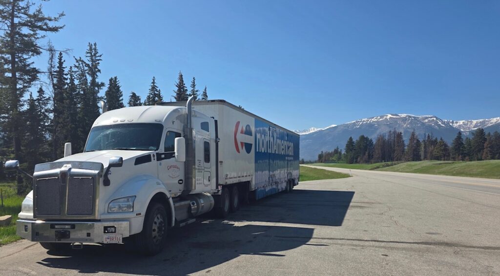 Canadian Moving Services Truck with natural view