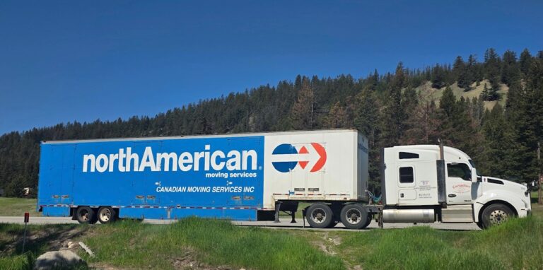 Canadian Moving Services Truck